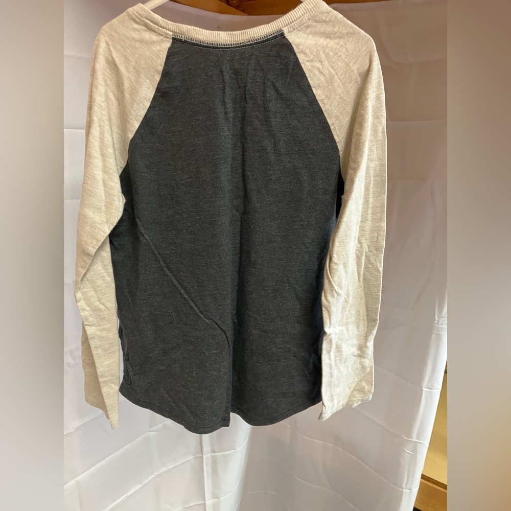4 piece long sleeve shirt bundle - Picture 8 of 16